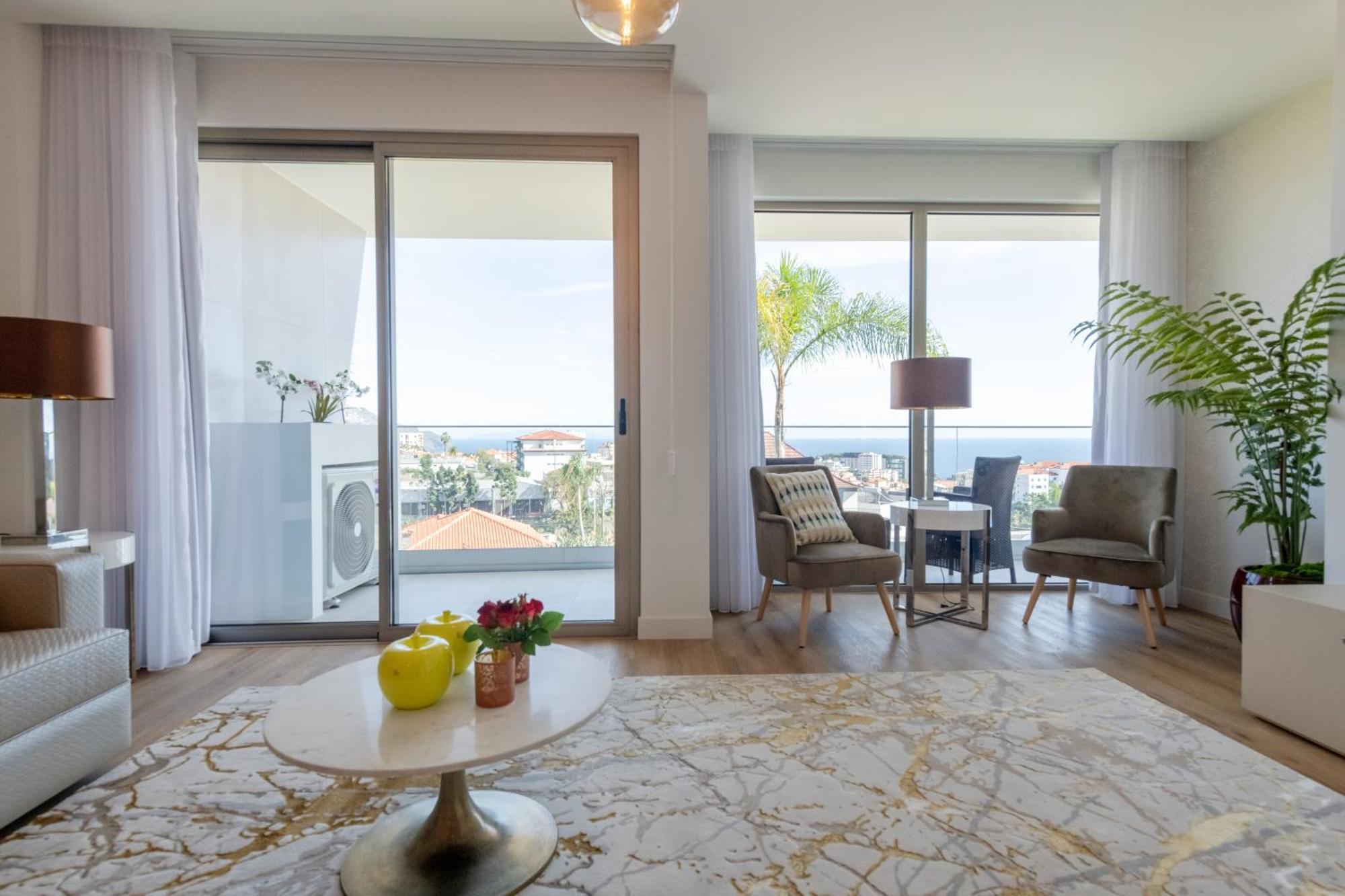The Queen Apartment Funchal  Buitenkant foto