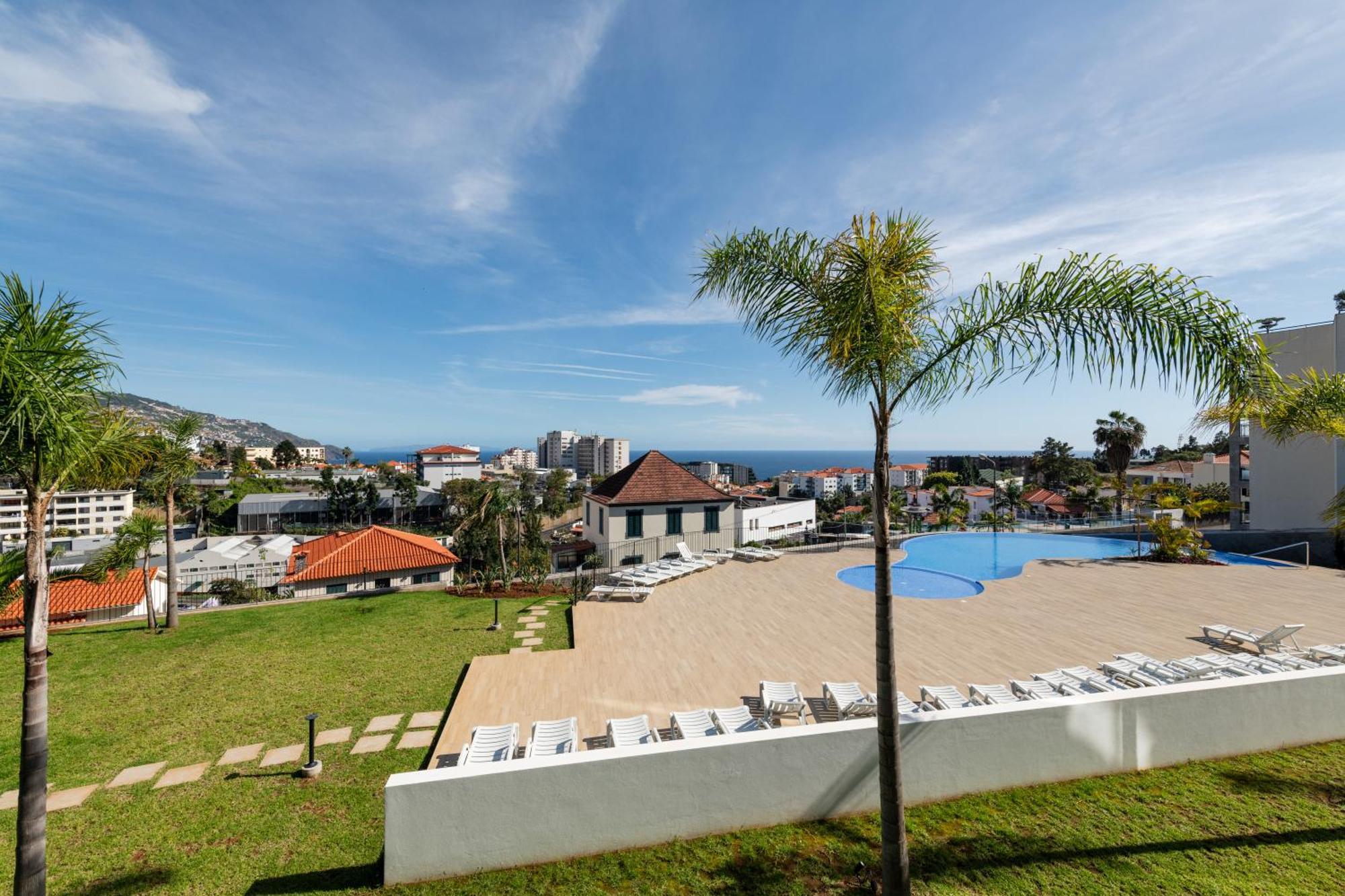 The Queen Apartment Funchal  Buitenkant foto